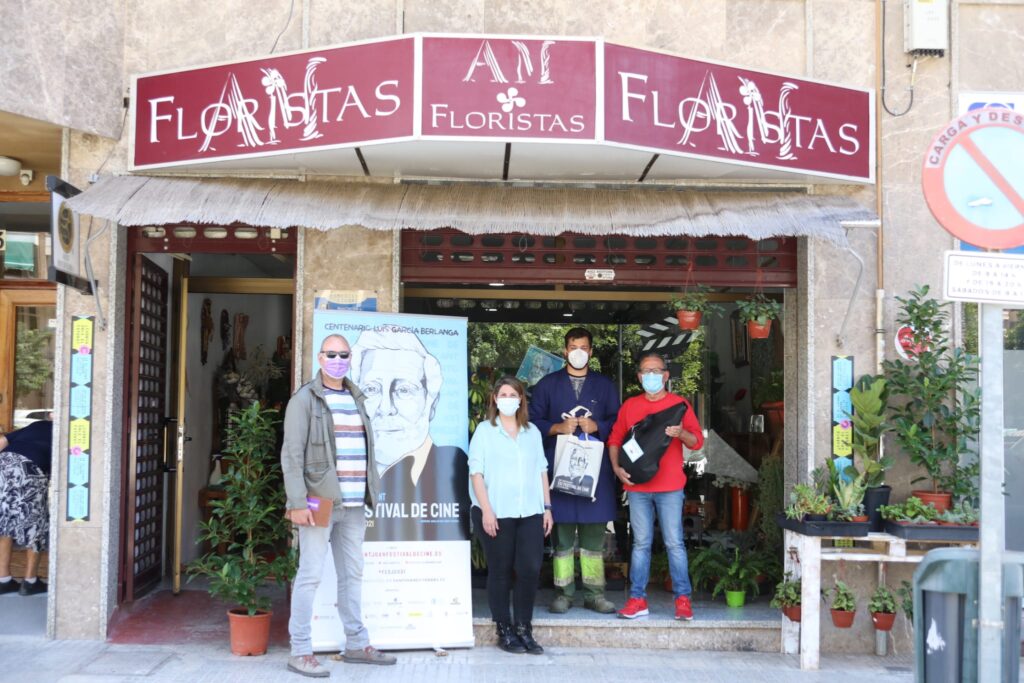 AM Floristas Sant Joan en plaza de la Constitución 3