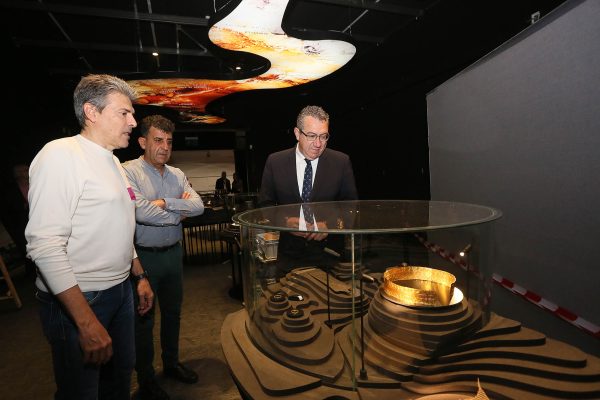 032024-visita-montaje-exposicion-dinastias-2