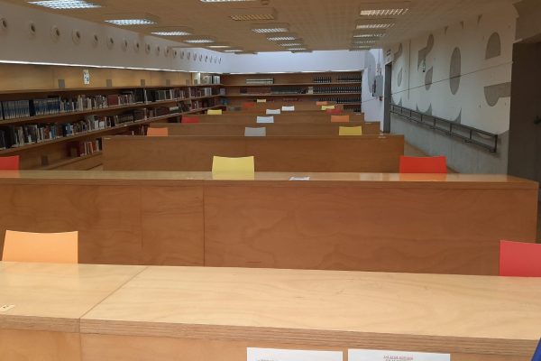 052131-Foto-archivo-sala-Biblioteca-Miguel-Delibes