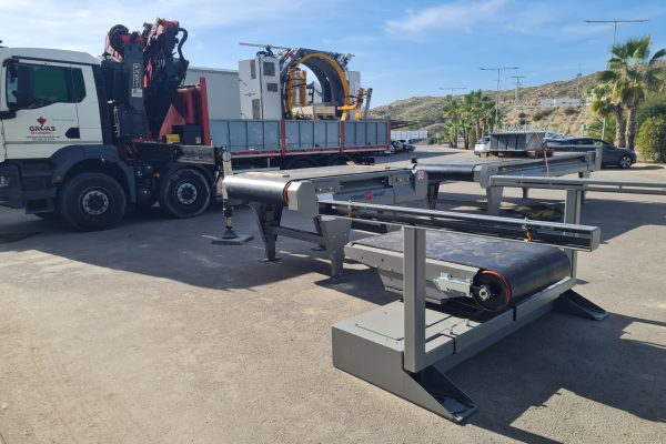 2025_12_04_retractiladora