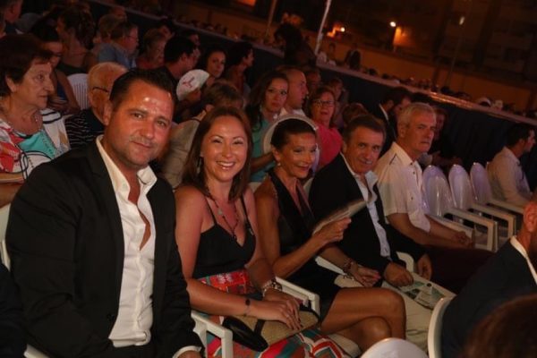 35fdc975-0572-4920-995c-2a2f3ac4d6e8