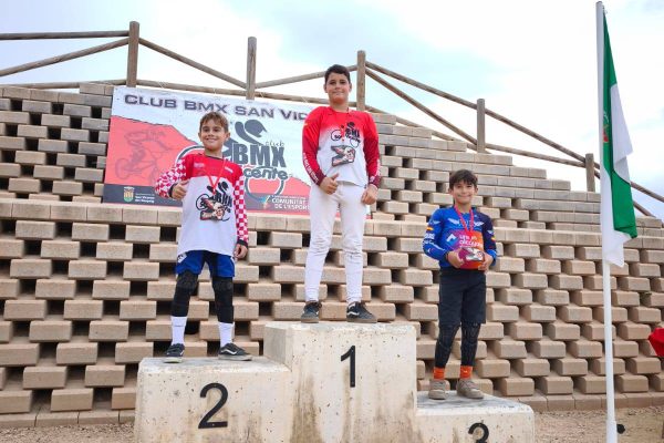 573295958_1340028221245439_8357809449338151983_n