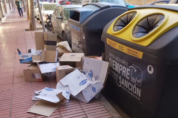 Contenedores-en-calle2