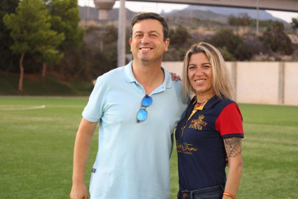 El-portavoz-de-VOX-en-El-Campello-Jose-Manuel-Grau-y-Maria-Jesus-Bernabeu-concejala-de-VOX-El-Campello