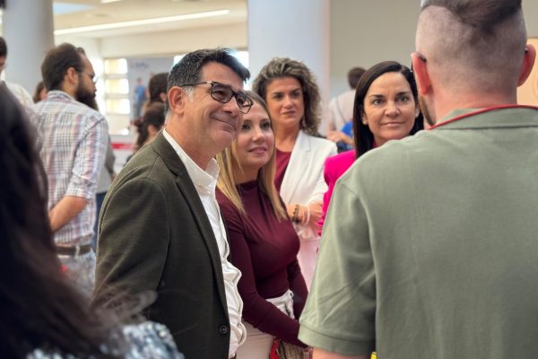 Feria-de-Empleo-visita-stands