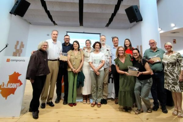 Foto-entrega-de-premios