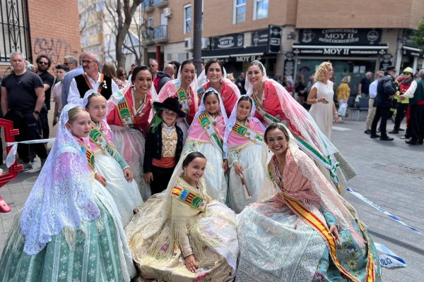 Imagen-Reinas-de-las-Fiestas-Patronales-y-Cortes-de-Honor-2025-en-SVR