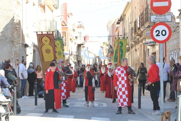 Imagen-de-archivo-del-desfile-folclorico-de-Sant-Antoni