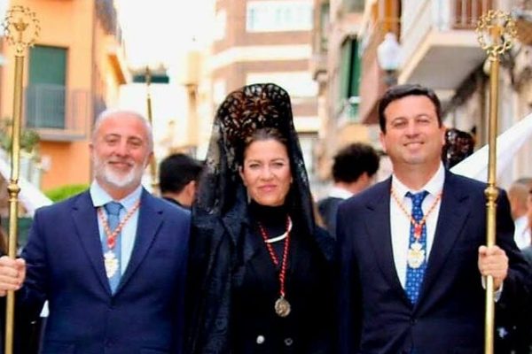 Los-concejales-de-VOX-El-Campello-durante-la-Semana-Santa