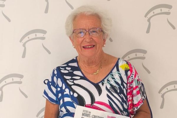 Maria-Teresa-Baeza-pregonera-de-las-Fiestas-de-Moros-y-Cristianos-de-El-Campello