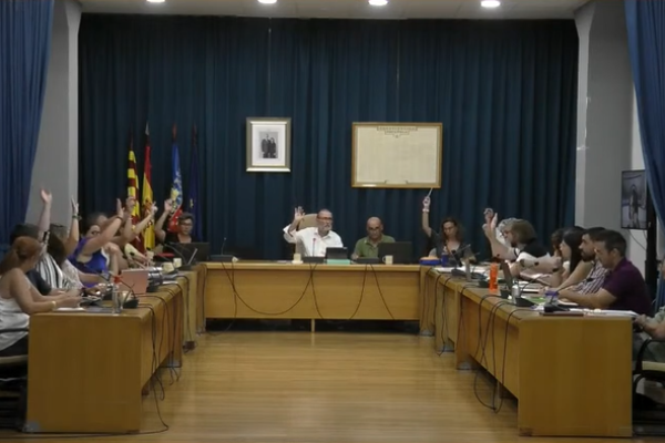 Momento-de-la-votación-del-punto