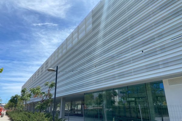 Pabellon-Polideportivo-exterior