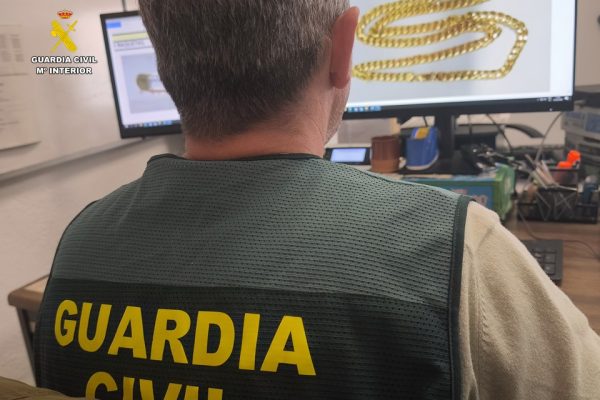 edit-robo-caja-fuerte-anciano-SAN-JUAN