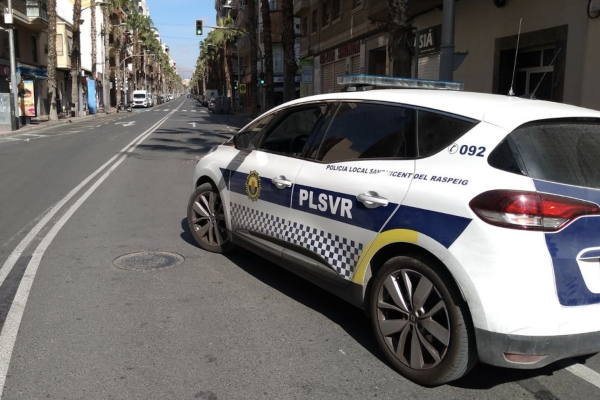 principal-la-policia-local-detiene-a-un-individuo-por-un-presunto-delito-de-violencia-domestica-es